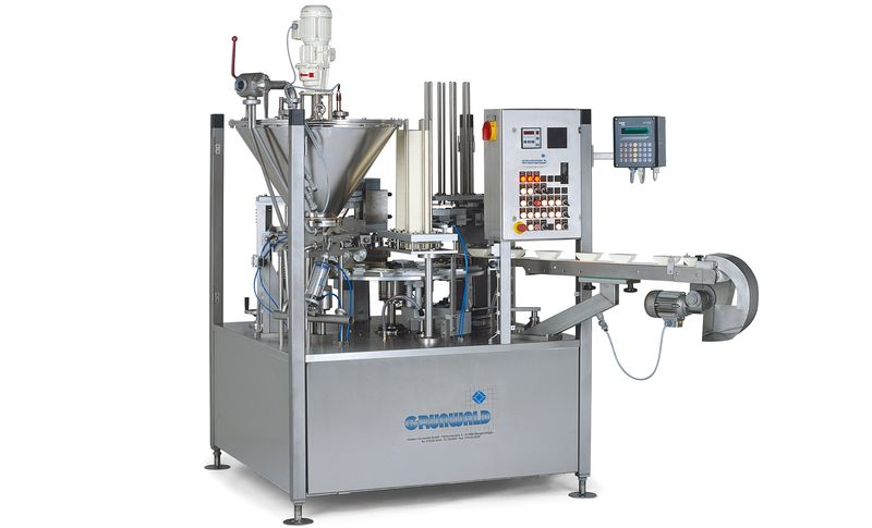 Delivery of the first GRUNWALD rotary-type filling machine
